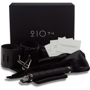 Kit Erótico Lujo 50 Sombras 210TH Látigo Ante y Cuero