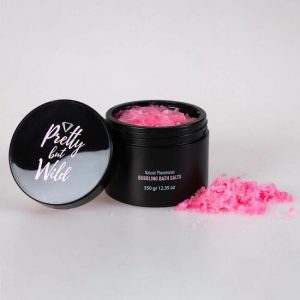 Pretty But Wild Bubbling Bath Salts 350g – Exfoliante y Baño Relajante